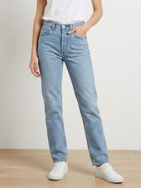 Levi’s 501 High Rise Button Fly Light Wash Straight Leg Jeans W25 L30 Petite